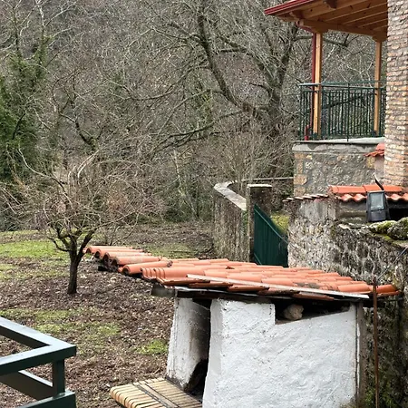 To Xylino Ano Potamia