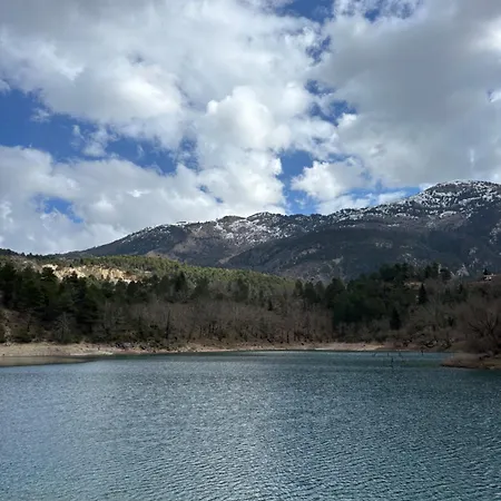 To Xylino Ano Potamia