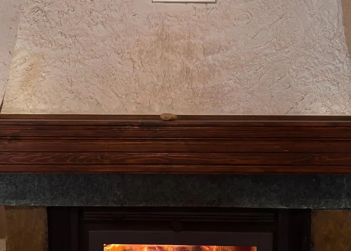 度假居 To Xylino Ano Potamia